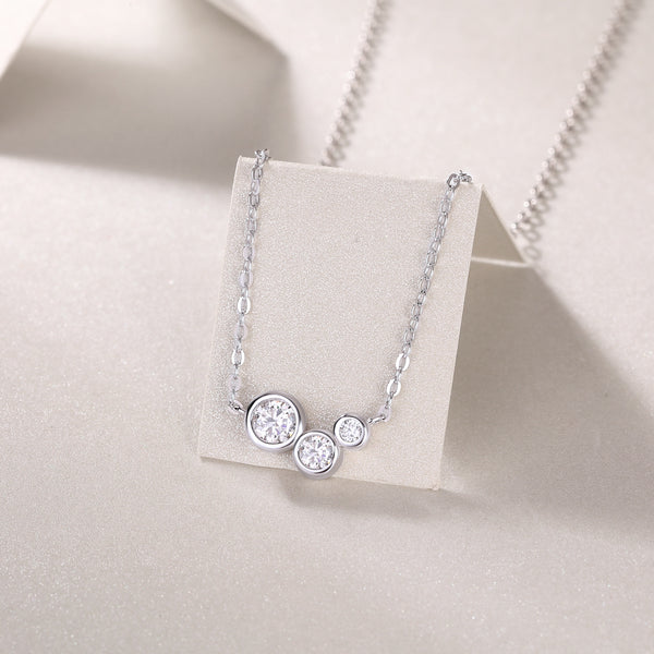VAVO White Dew Moissanite Pendant Necklace